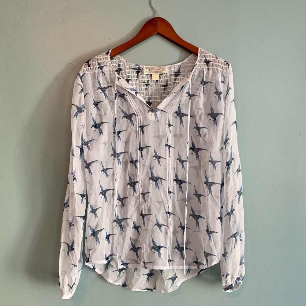 ❤️Beyond vintage blue bird sheer shirt